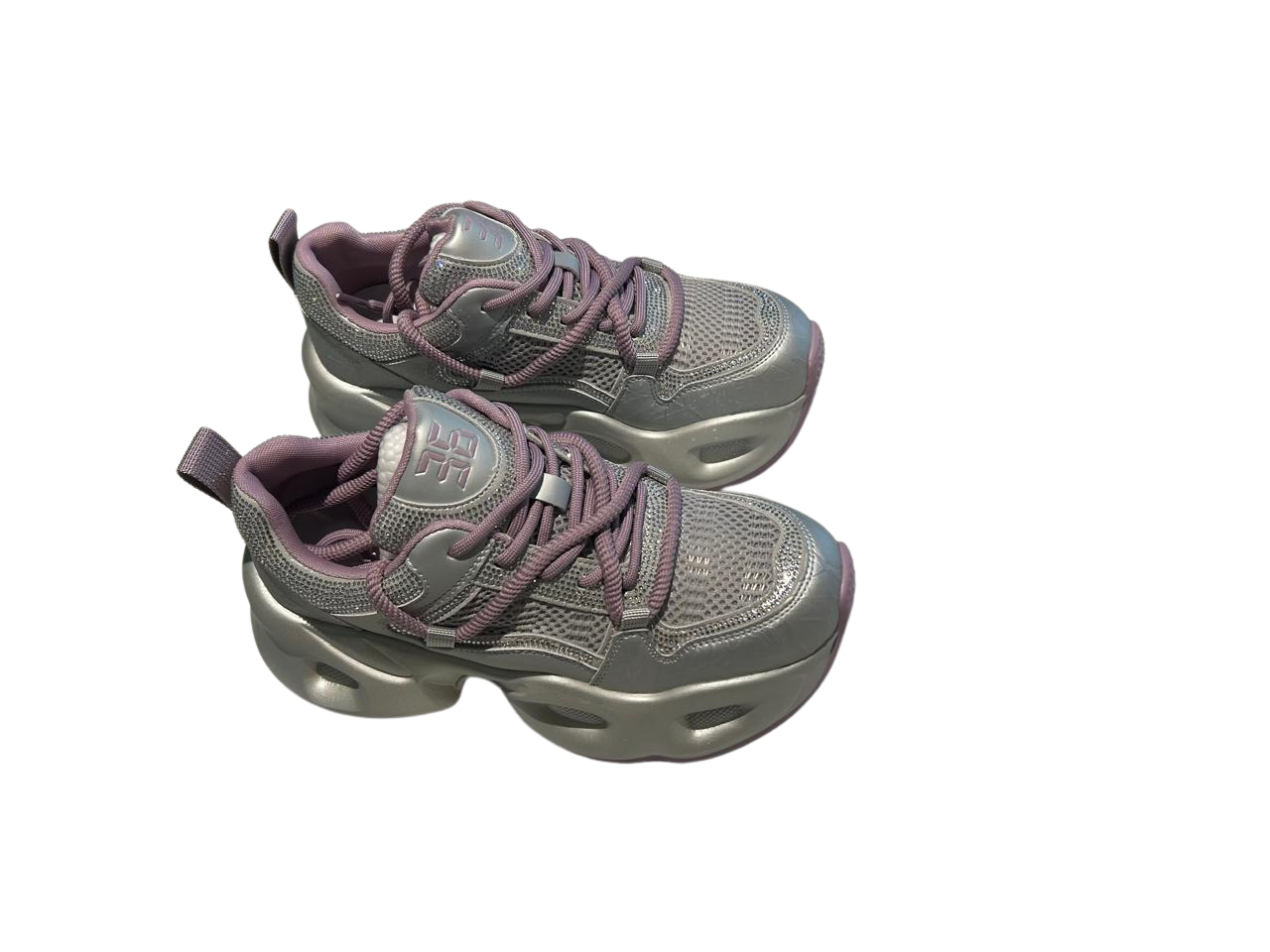 Cosmic cloud runners